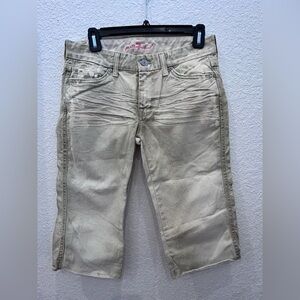 7 For All Mankind Cream Capris B17